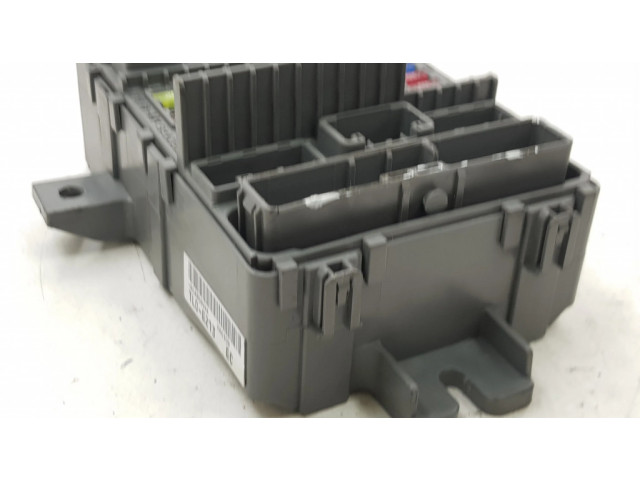 Блок предохранителей TL0E213 Honda Accord