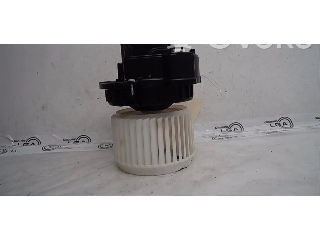 Вентилятор печки    DT116243   Renault Clio V