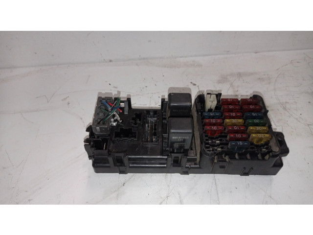 Pojistková skříňka 6B01, 1993 Mitsubishi Space Wagon 1996