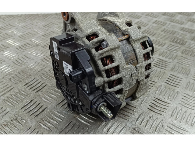 Генератор 231002175R Dacia Jogger