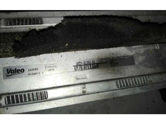 Интеркулер AV219L440AA Ford Fiesta