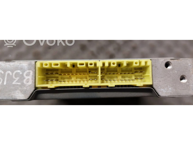 Блок управления двигателя B3J918881, 079704100   Mazda 323