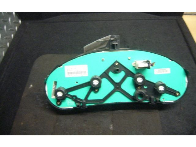 Přístrojová deska Citroen Berlingo 2005