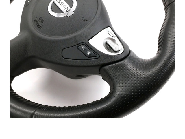 Volant Nissan Juke I F15 2010