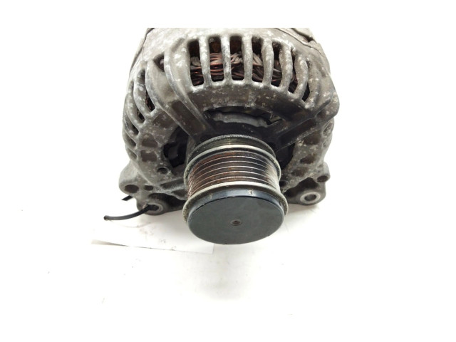Генератор 06F903023F Volkswagen Caddy