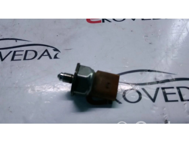 Датчик уровня горючего