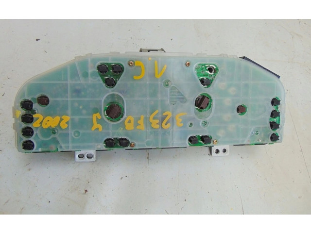 Přístrojová deska Mazda 323 F 2002