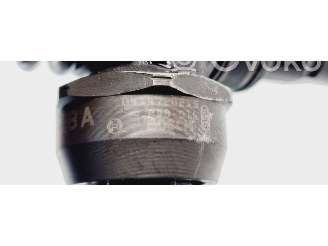 Форсунка 038130073AG, 0414720215    Volkswagen Jetta V  BKC 