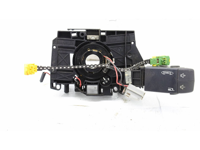 Подрулевой шлейф SRS 8200634237, 61760018 Renault Clio II