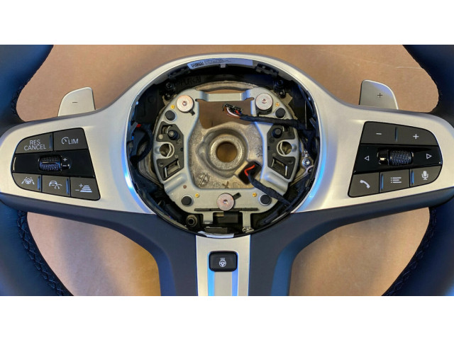 Руль BMW 5 G30 G31 2016- года 32308008186, 32308094548