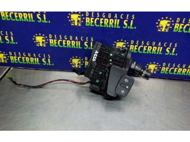 Ручка стеклоочистителей Renault Scenic II - Grand scenic II