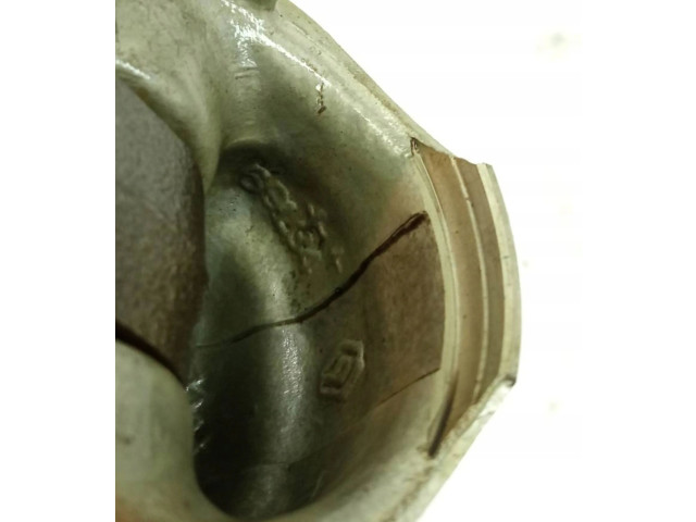 Поршень с шатуном 69L34, TCE Renault Clio III