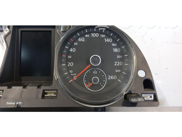 Přístrojová deska Volkswagen PASSAT 2009 3C0920872B