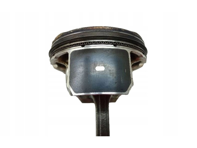 Поршень с шатуном SKYACTIV Mazda 3