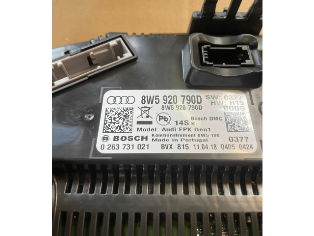 Přístrojová deska Audi A5 2020 8W5920790D