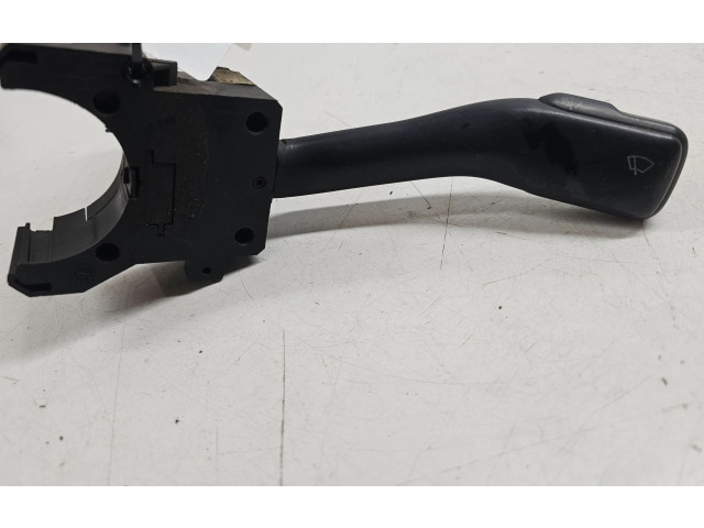 Ручка стеклоочистителей    Volkswagen PASSAT B5