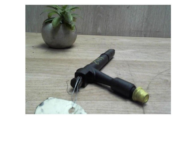 Форсунка 98437712, 98437712 Opel Meriva A Y17DT