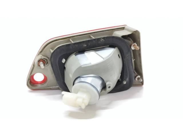 Задний фонарь правый 980823028A0 Mitsubishi Colt CZ3 2006-2009 года