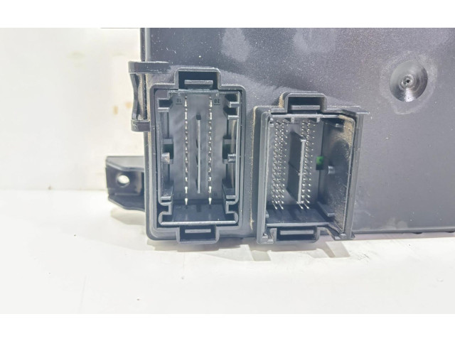 Блок предохранителей 00517986150, 00517986150 Fiat Grande Punto