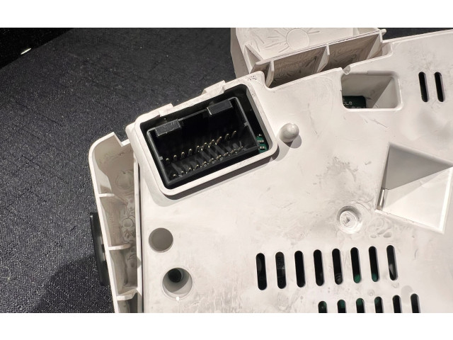 Панель приборов 56010589AI, 58994E Jeep Grand Cherokee (WK)