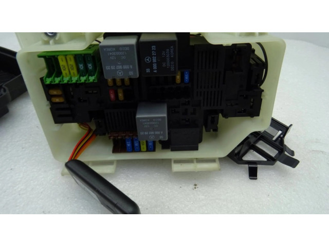 Pojistková skříňka A2059981301 Mercedes-Benz C W205 2014