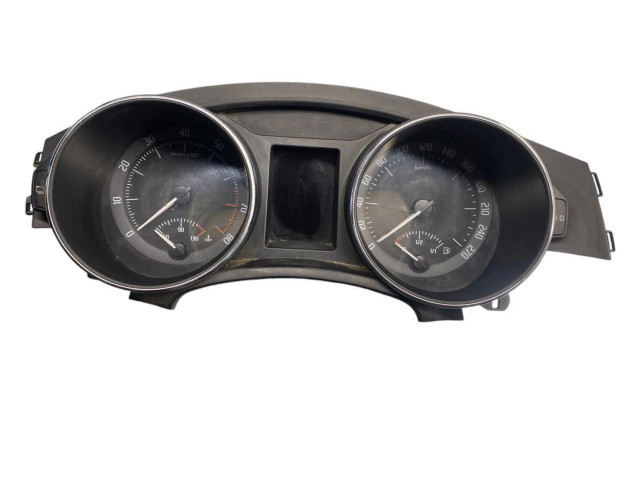 Спидометр (приборный щиток) 3T1920811J, VD104821 Skoda Superb B6 (3T)