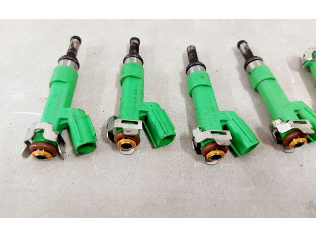 Vstřikovač GH5CL Suzuki Ignis