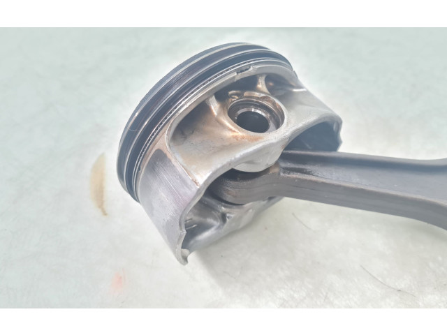 Поршень с шатуном AJ812809 (9W836006SC) C2D497 Jaguar XJ X351