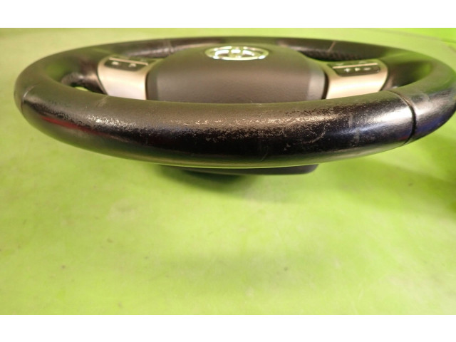 Volant Toyota Avensis T270 2012