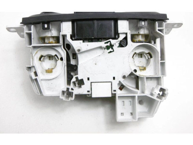 Блок управления кондиционером       Mazda Premacy