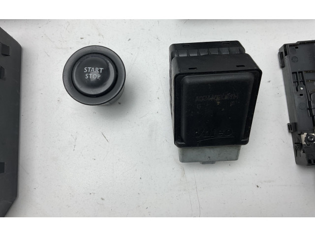 Генератор 237101478R, 237101478R   Renault Scenic III -  Grand scenic III      