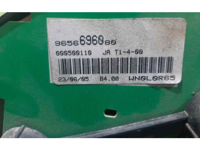 Přístrojová deska Citroen Berlingo 2005 9656696080