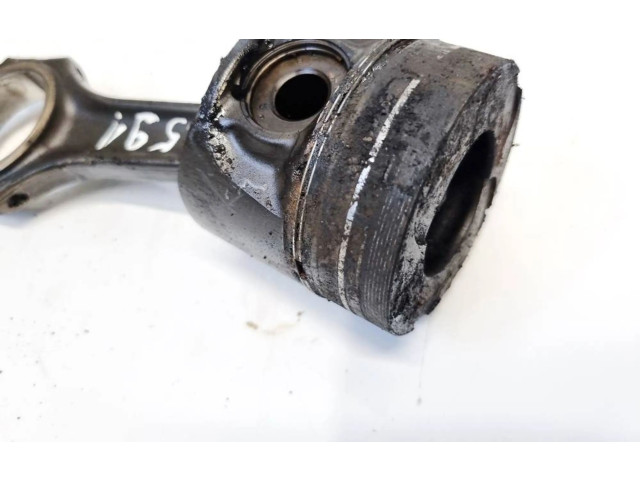 Píst Mercedes-Benz A W168