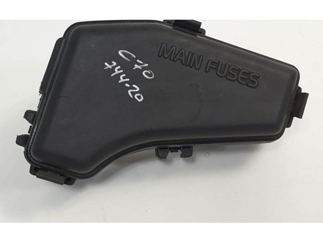 Блок предохранителей 551661MO54 Volvo C70