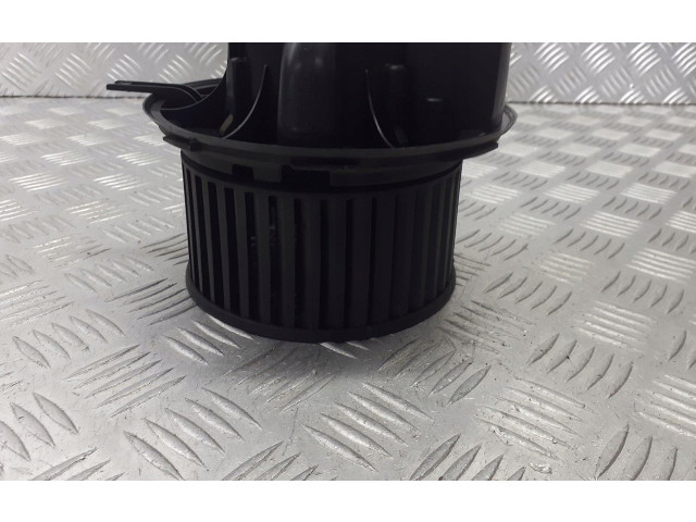 Вентилятор печки F983228M Volkswagen Golf Plus