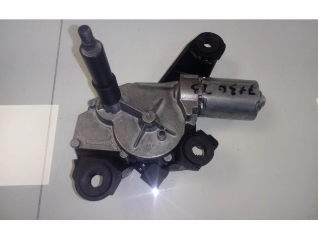 Моторчик заднего дворника 0390201847    Renault Twingo I