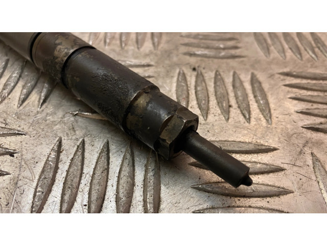 Vstřikovač 057130277AG Audi A5 8T 8F pro naftový motor 3.0