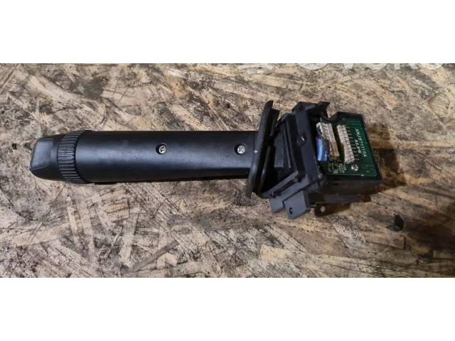 Ручка стеклоочистителей Volvo V70