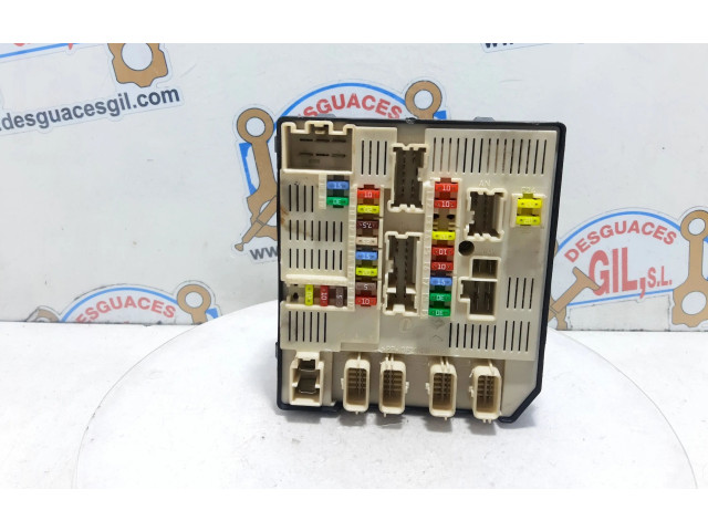 Pojistková skříňka 284B68372R, 135896 Renault Megane III 2009