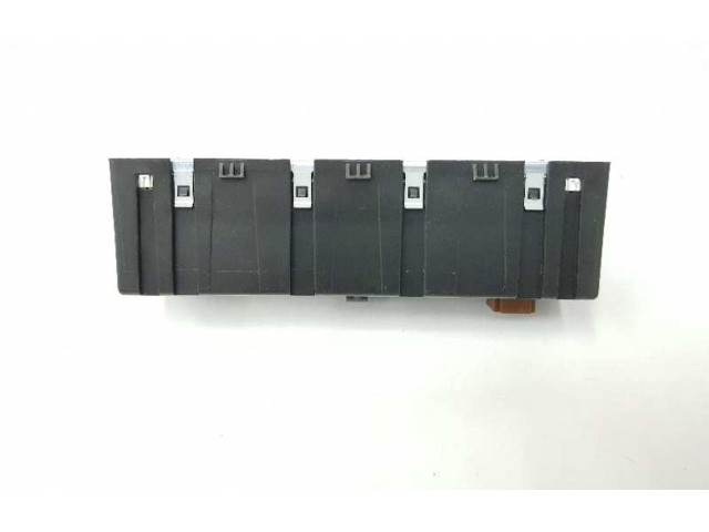 Экран/ дисплей / маленький экран