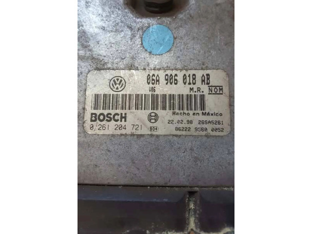 Блок управления двигателя 06A906018AB, 0261204721   Volkswagen New Beetle