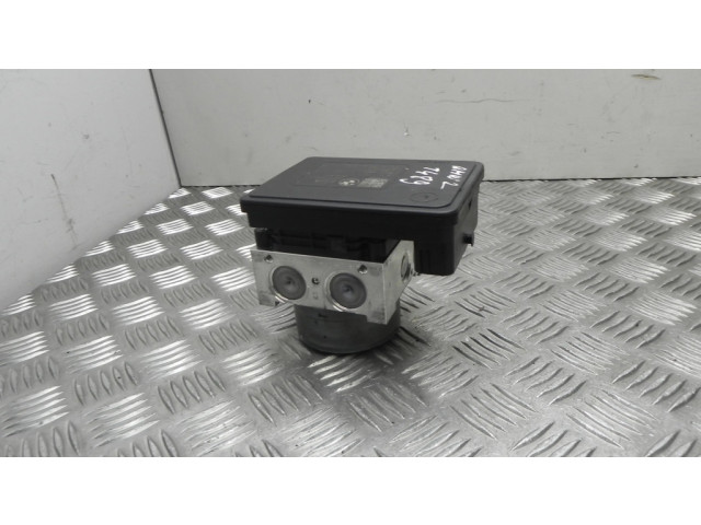 Jednotka ABS 6877110, VD19403 BMW 2 F46 2016