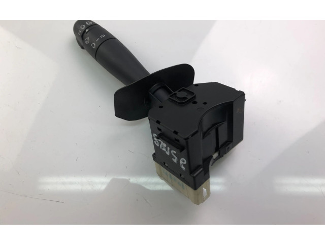 Ручка стеклоочистителей Renault Clio III