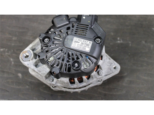 Генератор 373002B710, 373002B710 KIA Venga