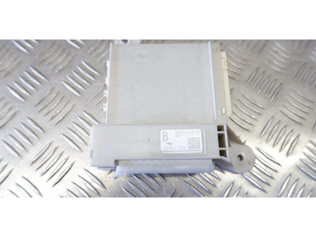 Pojistková skříňka 8267030350 Lexus GS 250 350 300H 450H 2013