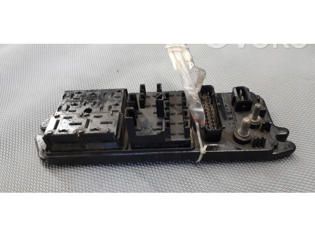 Блок предохранителей PA6-GF-M40 Alfa Romeo 166