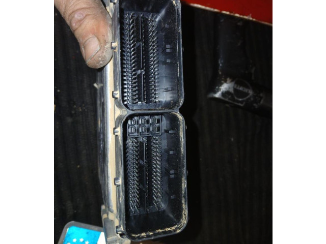 Блок управления двигателем Блок управления 0281032126   KIA Ceed