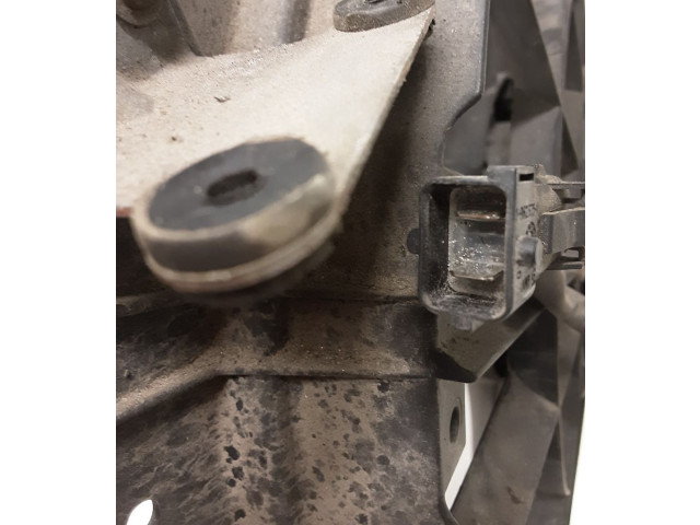 Вентилятор радиатора     4359899    Saab 9000 CS 