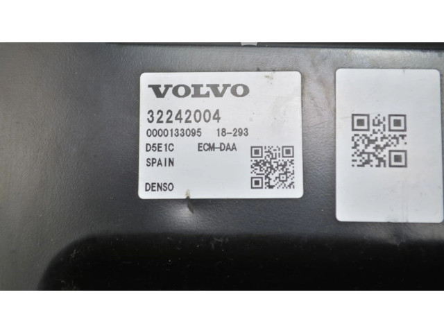 Блок управления двигателя 32242004 Volvo XC40
