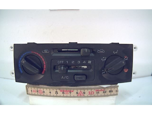 Блок управления климат-контролем Subaru Forester SF